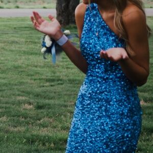 Sherri Hill dress size 2